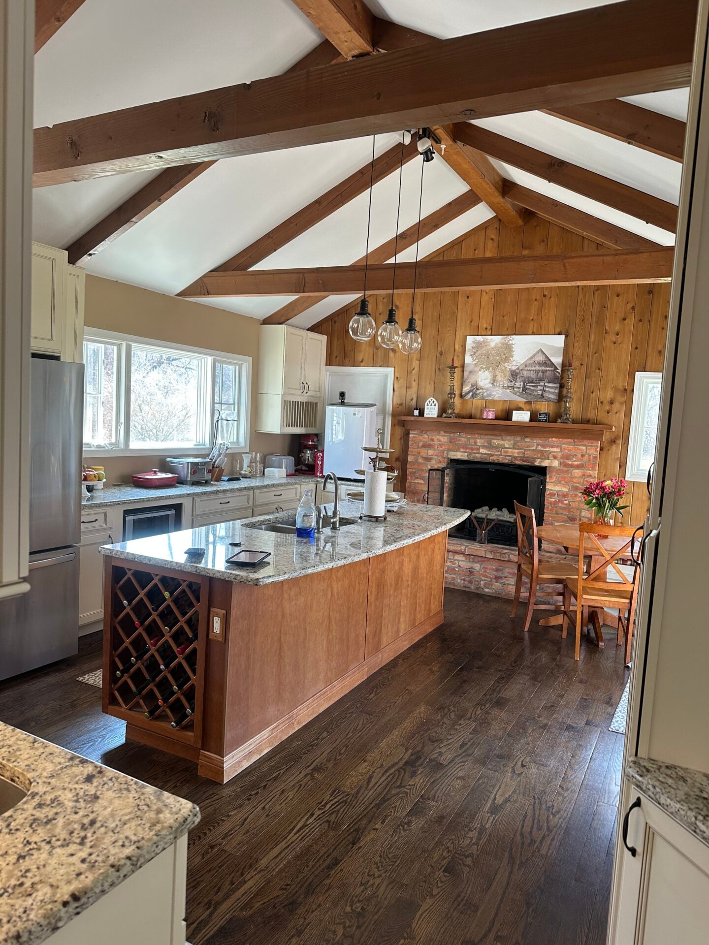 farmhouse kitchen